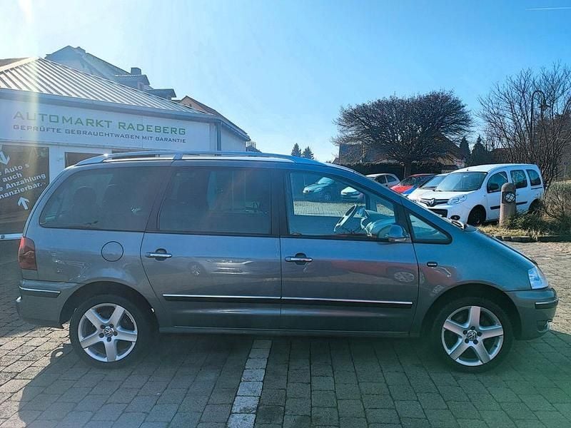 Gebraucht VW Sharan 140 PS (102 kW) 2008 Grau Van / Kleinbus