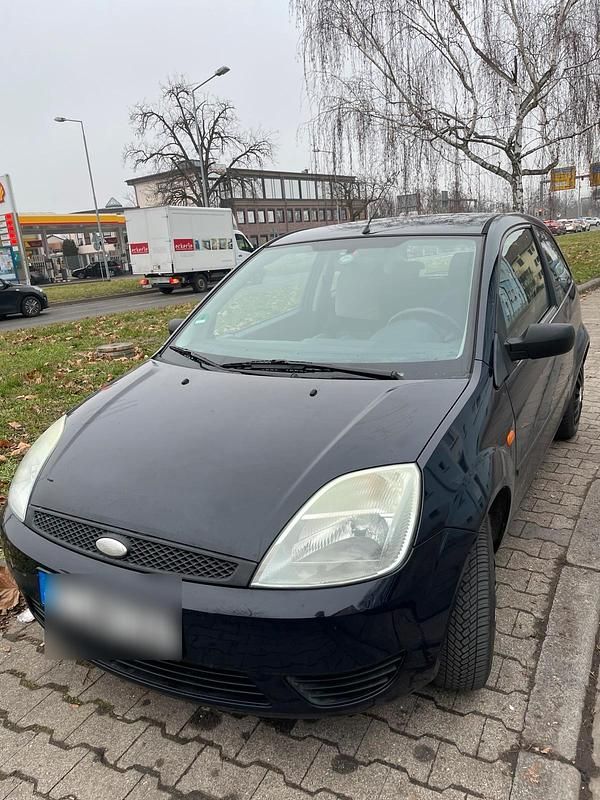 Blau Gebraucht 2005 Ford Fiesta Limousine | 800 € (Guter Preis) - Bild 1/4
