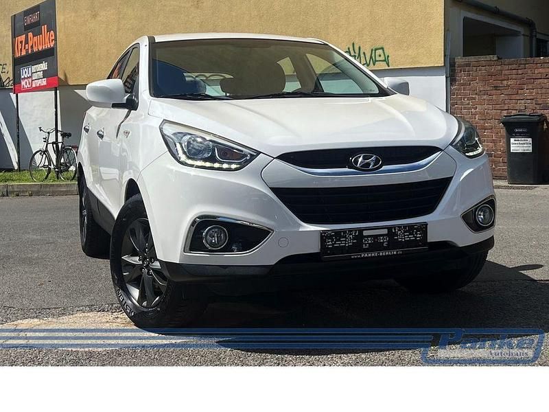 Weiß Gebraucht 2014 Hyundai ix35 Comfort SUV | 11.480 € (Etwas zu teuer) - Bild 1/4