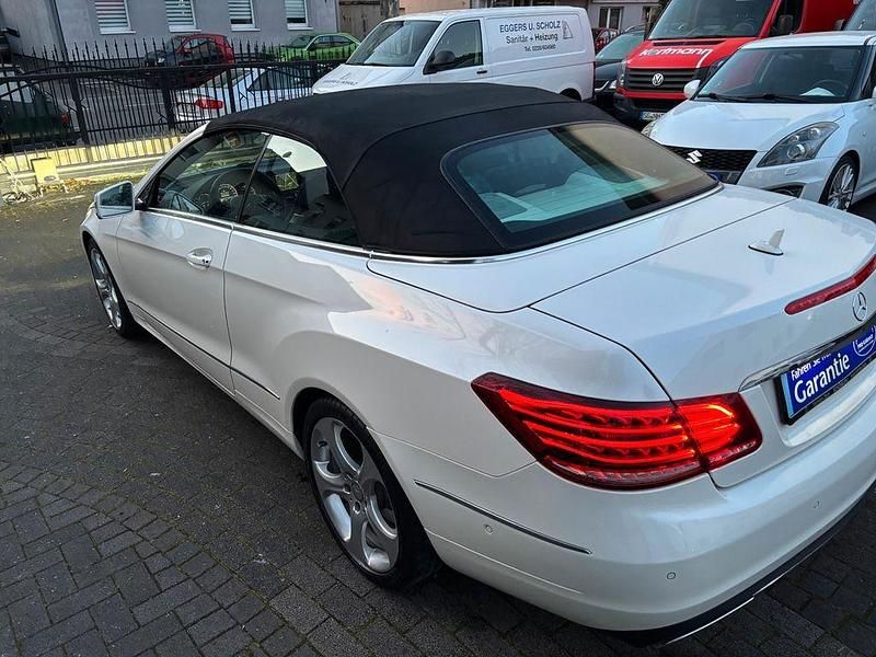 Gebraucht Mercedes E250 Sport Edition 211 PS (155 kW) 2015 Diamant weiss metallic Cabrio