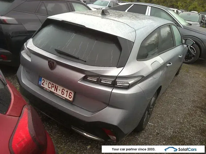 Gebraucht Peugeot 308 SW Allure 131 PS (96 kW) 2022 Silber Kombi