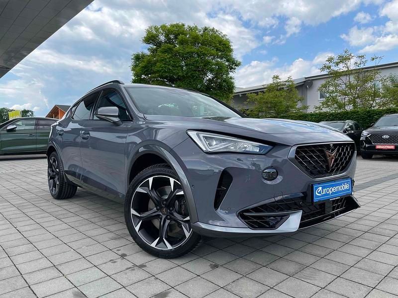 Graphene grau/grau Gebraucht 2023 Cupra Formentor VZ SUV | 33.400 € (Fairer Preis) - Bild 1/4