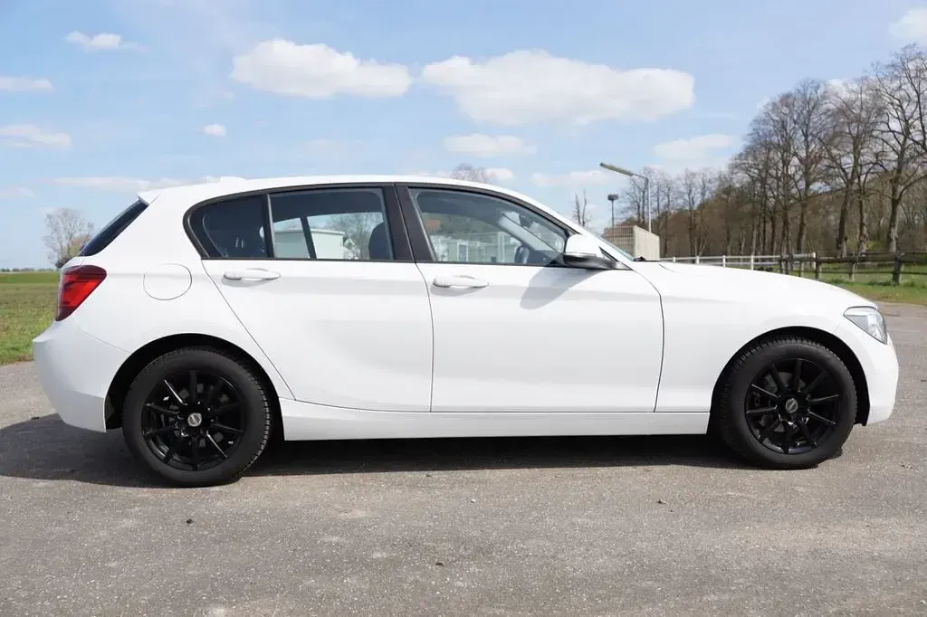 Używany BMW 116 136 KM (100 kW) 2015 Biały Hatchback