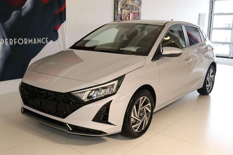 Atlas white Gebraucht 2024 Hyundai i20 GO! Kleinwagen | 20.990 € (Fairer Preis) - Bild 1/4