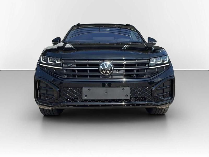 Neu VW Touareg R-line 286 PS (210 kW) 2025 Grenadillschwarz metallic SUV