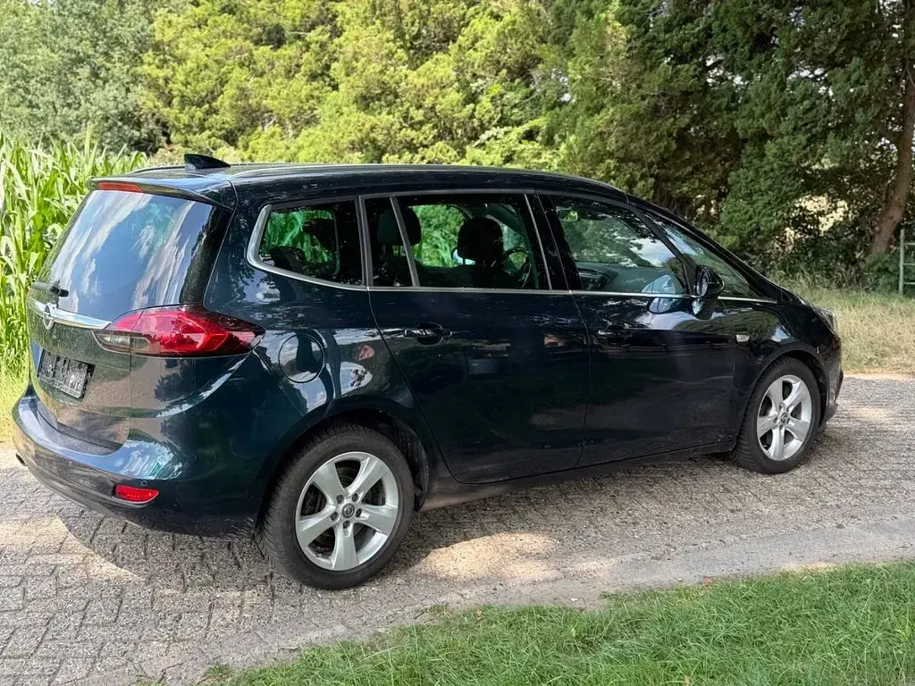 Gebraucht Opel Zafira Innovation 170 PS (125 kW) 2016 Grün Van / Kleinbus
