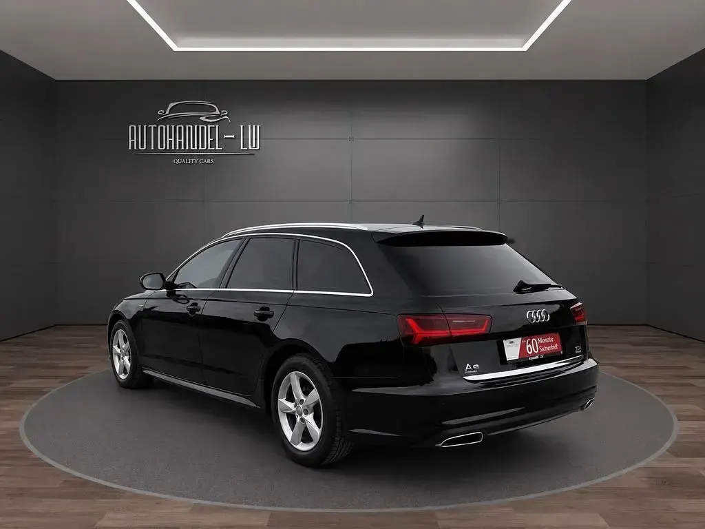 Gebraucht Audi A6 Comfort 218 PS (160 kW) 2016 Schwarz Kombi