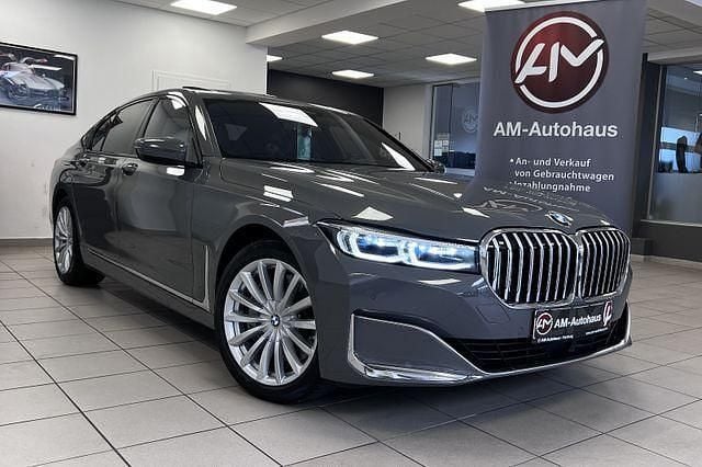 Bernengrau bernsteineffekt met Gebraucht 2021 BMW 740 Performance Limousine | 47.699 € (Guter Preis) - Bild 1/4