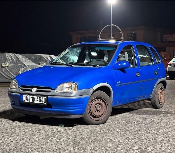 Blau Gebraucht 1996 Opel Corsa Kleinwagen | 300 € (Superpreis) - Bild 1/4