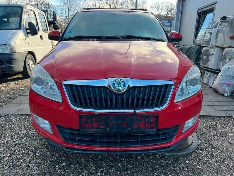 Gebraucht Skoda Fabia Ambition 69 PS (50 kW) 2013 Rot Kombi