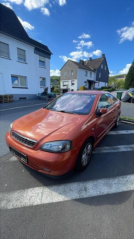 Orange Gebraucht 2004 Opel Astra Coupé | 1.200 € (Fairer Preis) - Bild 1/4