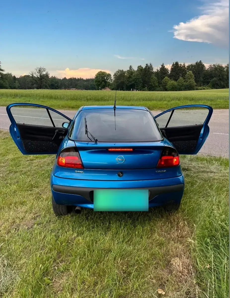 Gebraucht Opel Tigra 90 PS (66 kW) 1997 Blau Coupé