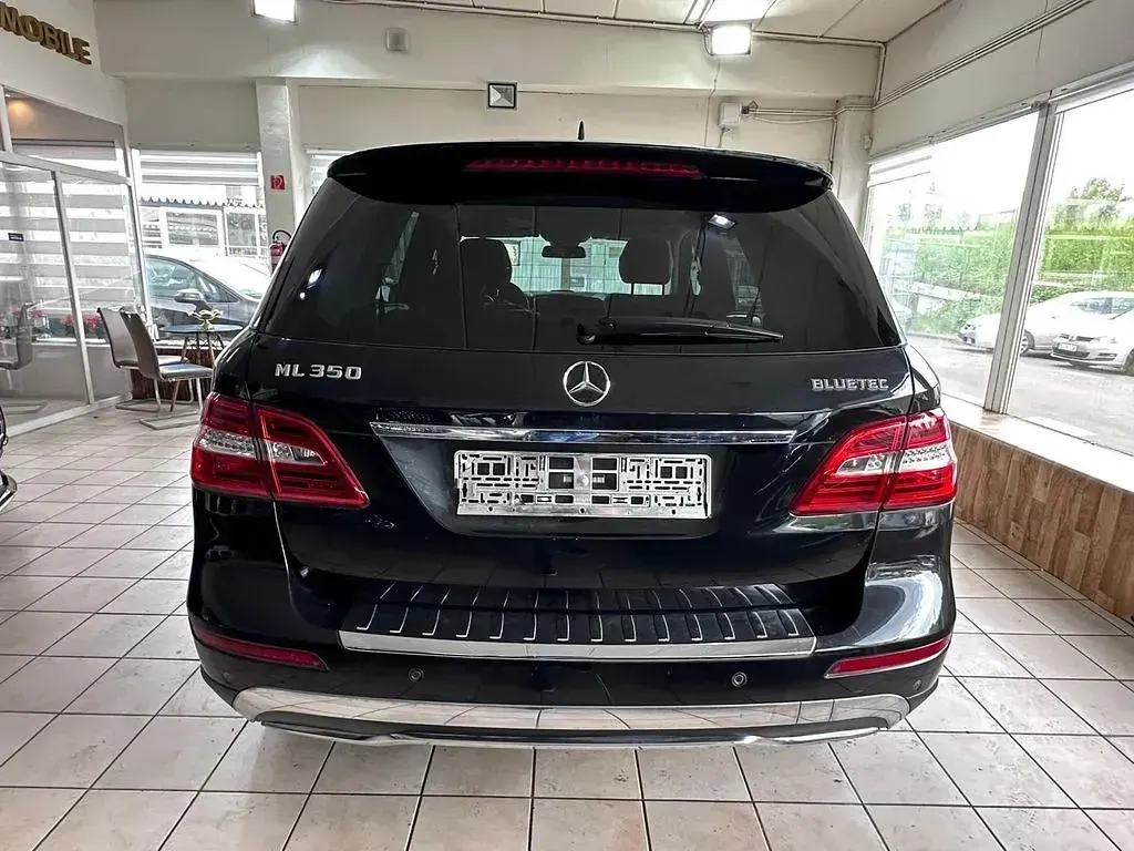Gebraucht Mercedes ML350 258 PS (189 kW) 2012 Schwarz SUV