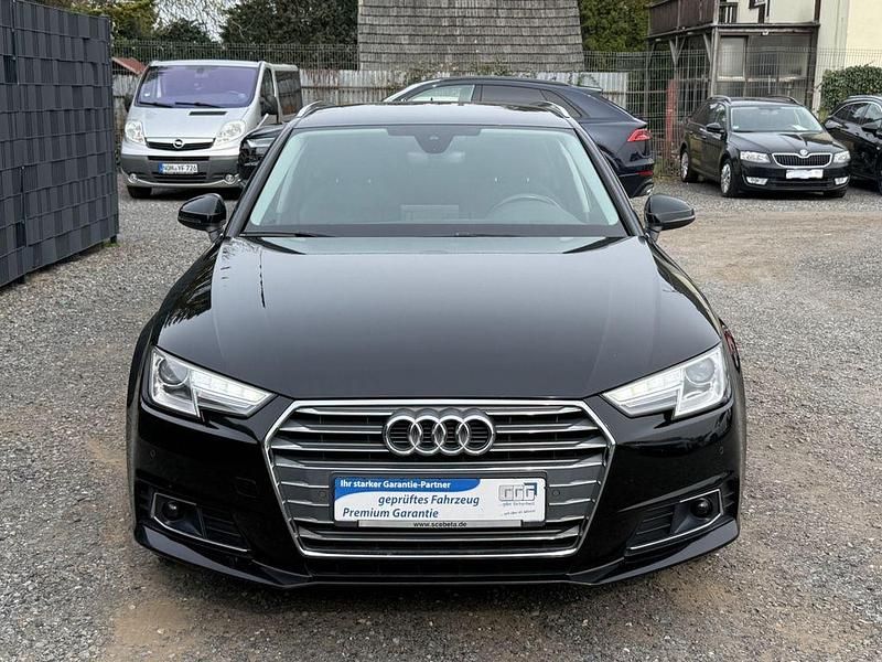 Gebraucht Audi A4 Sport 190 PS (139 kW) 2017 Schwarz Kombi