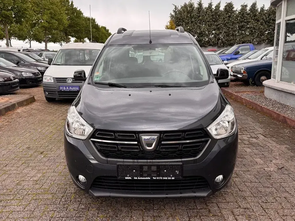 Gebraucht Dacia Dokker Comfort 102 PS (75 kW) 2019 Schwarz Van / Kleinbus