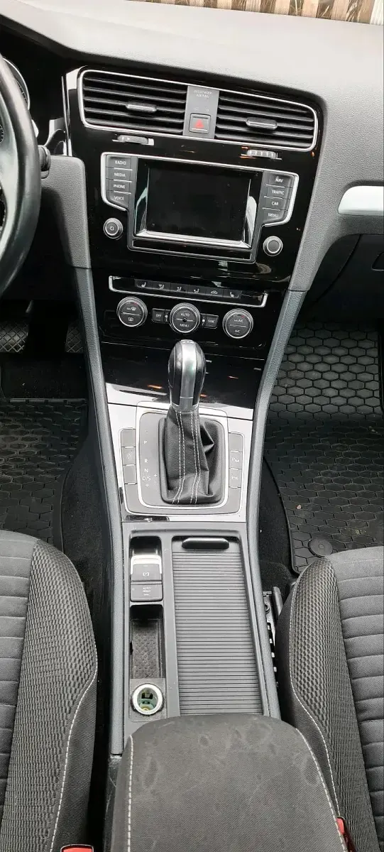 Gebraucht VW Golf VII Cup 110 PS (80 kW) 2015 Silber Kombi