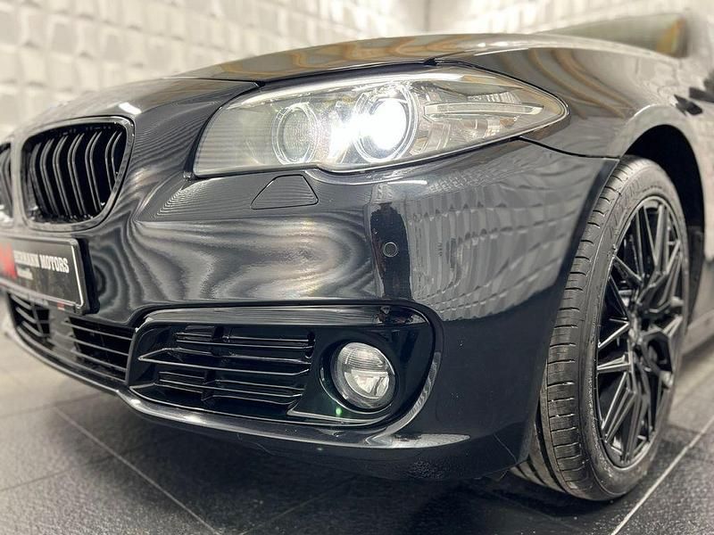 Gebraucht BMW 530 258 PS (189 kW) 2016 Schwarz Kombi