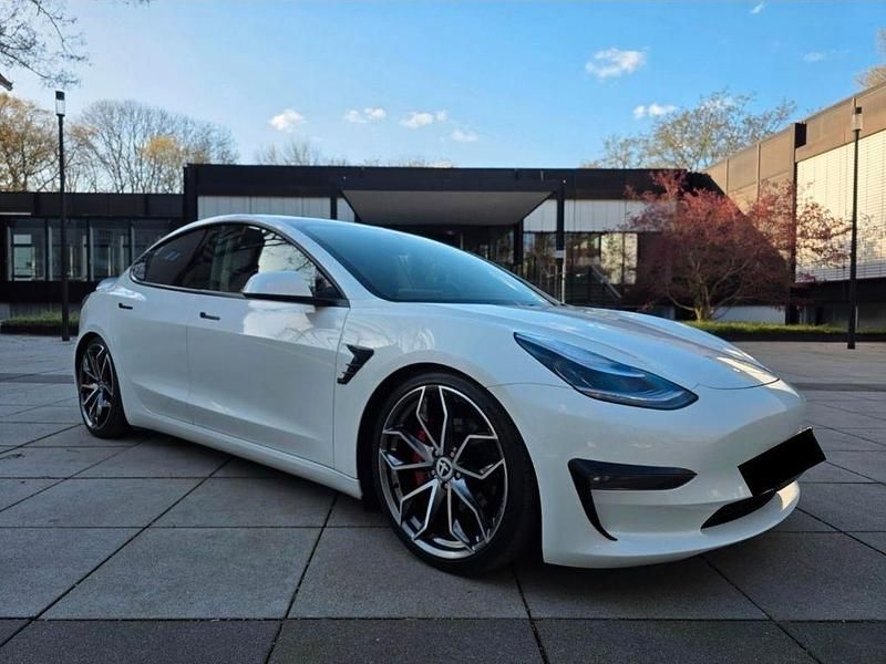 Gebraucht Tesla Model 3 366 kW (498 PS) 2020 Weiß Limousine