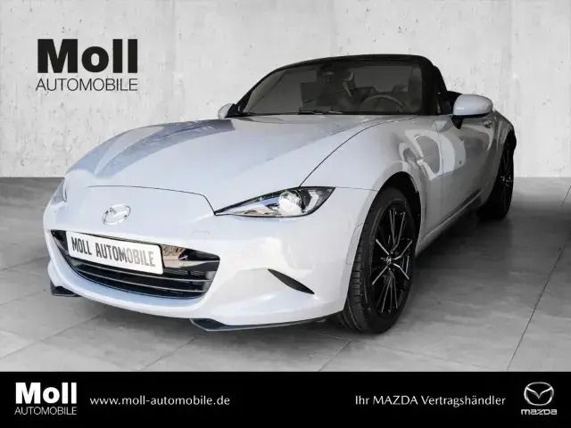 Gebraucht Mazda MX5 Exclusive 184 PS (135 kW) 2024 Zircon sand Cabrio