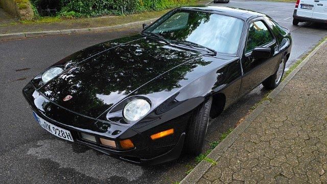 Schwarz Gebraucht 1984 Porsche 928 Coupé | 39.500 € - Bild 1/4
