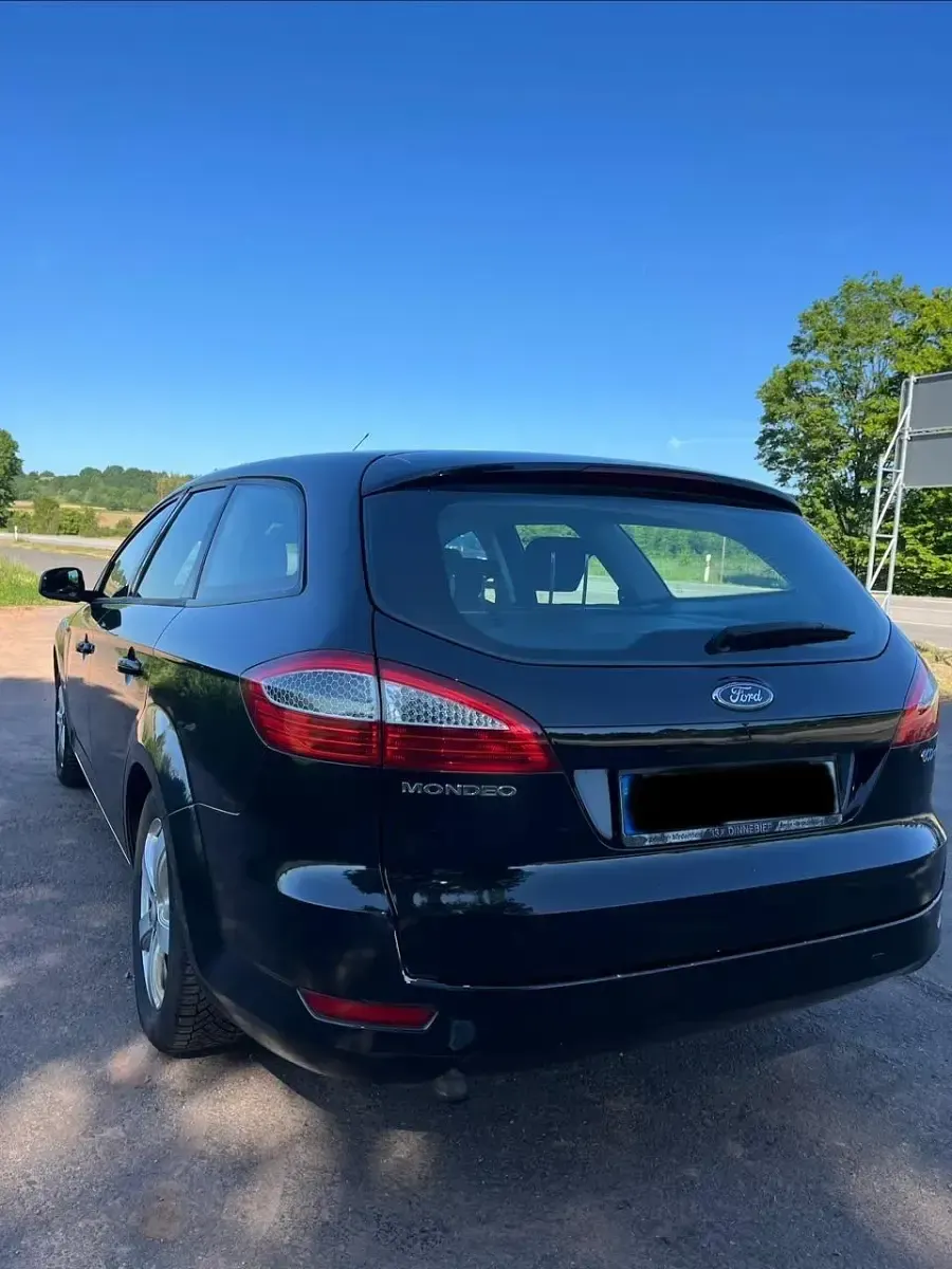 Gebraucht Ford Mondeo 116 PS (85 kW) 2010 Schwarz Kombi