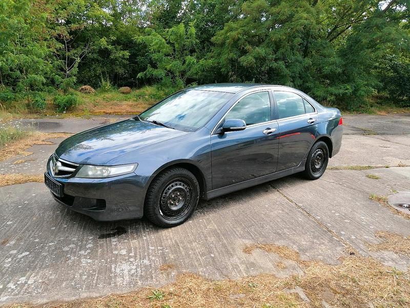 Grau Gebraucht 2007 Honda Accord Limousine | 1.750 € (Guter Preis) - Bild 1/4