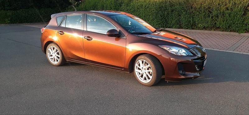 Gebraucht Mazda 3 105 PS (77 kW) 2013 Braun Limousine