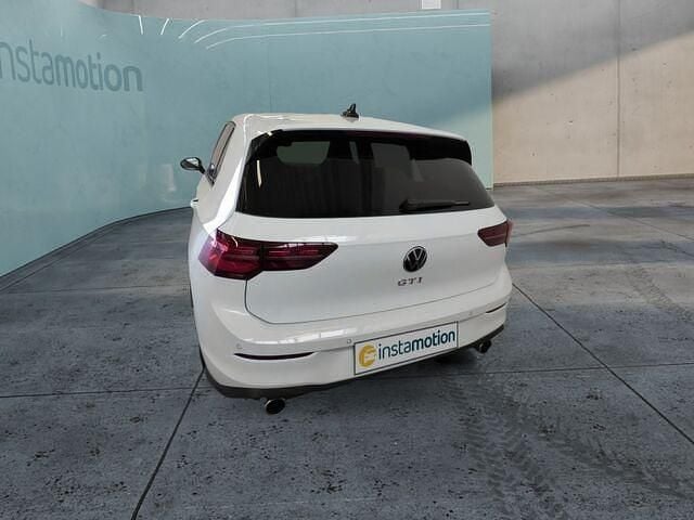 Gebraucht VW Golf VIII GTI 245 PS (180 kW) 2021 Weiß Limousine