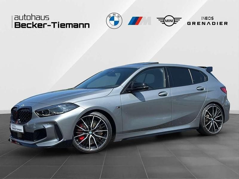 Skyscraper grau Gebraucht 2023 BMW M1 M Sport Coupé | 41.808 € - Bild 1/4