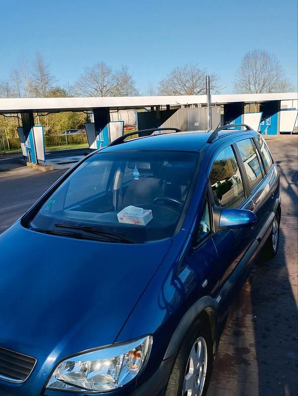 Gebraucht Opel Zafira 125 PS (91 kW) 2002 Blau Van / Kleinbus