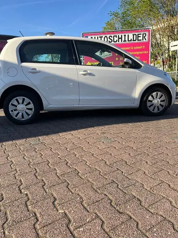 Second-hand VW up! 60 CP (44 kW) 2019 Alb Hatchback