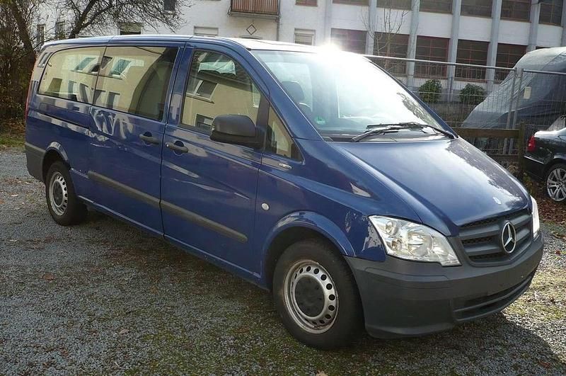 Blau Gebraucht 2013 Mercedes Vito Kombi | 5.900 € (Teuer) - Bild 1/4