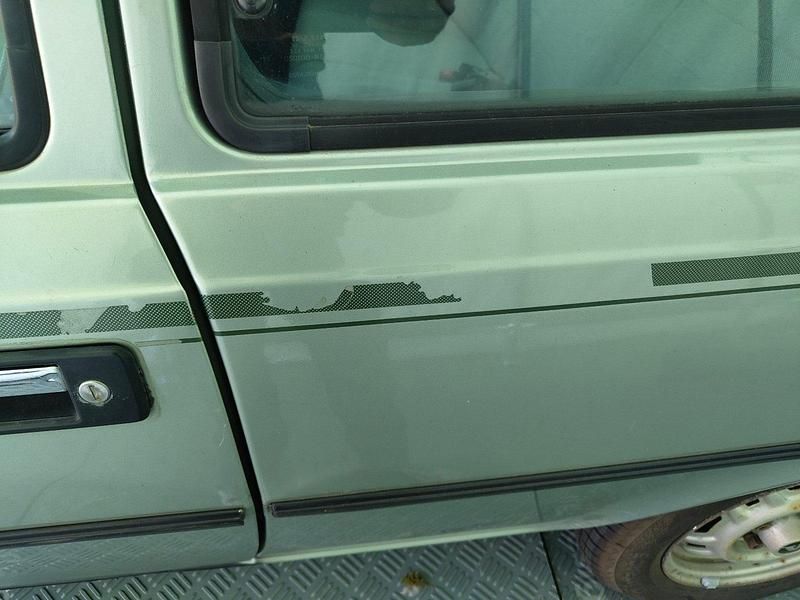 Gebraucht Volvo 340 71 PS (52 kW) 1985 Grün Kleinwagen
