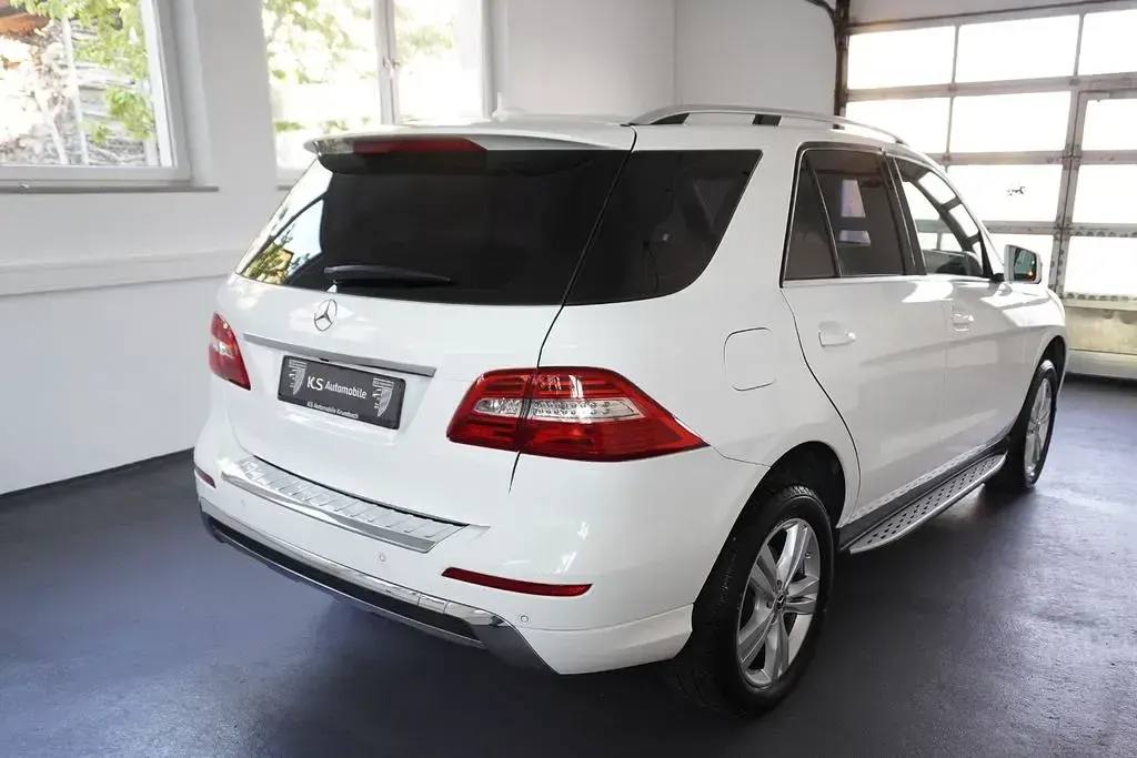 Gebraucht Mercedes ML350 AMG line 258 PS (189 kW) 2015 Weiß SUV