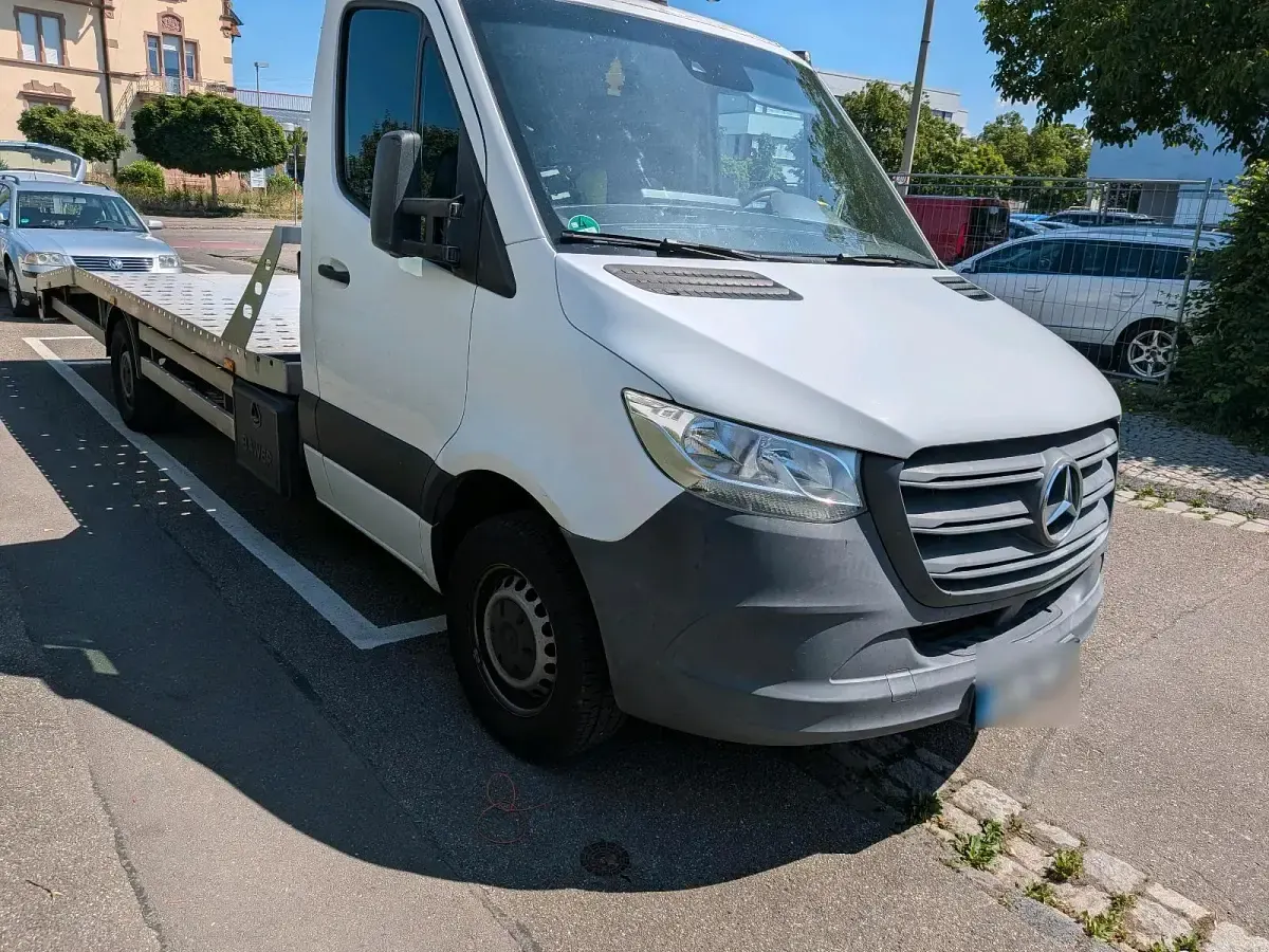 Gebraucht Mercedes 316 163 PS (119 kW) 2018 Weiß Van
