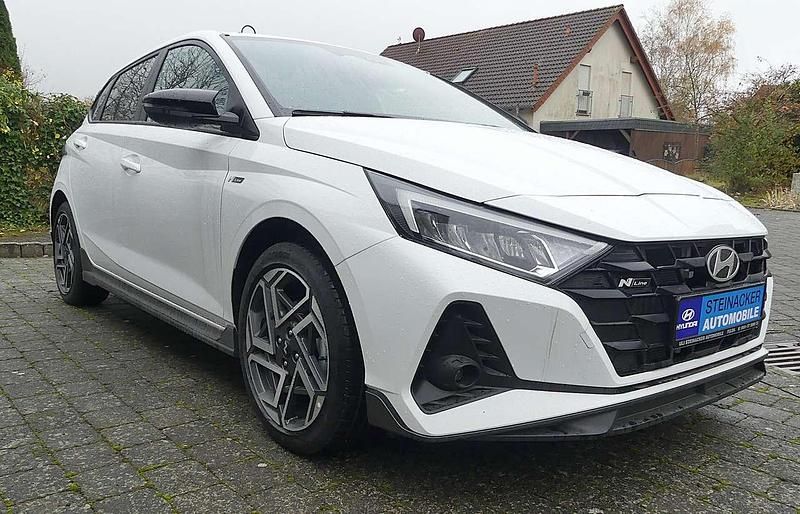 Neu Hyundai i20 N Line 101 PS (74 kW) 2025 Atlas white Kleinwagen
