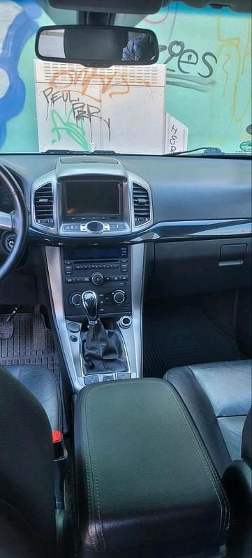 Gebraucht Chevrolet Captiva 163 PS (119 kW) 2012 Grau SUV