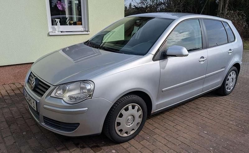 Gebraucht VW Polo 69 PS (50 kW) 2007 Silber Kleinwagen