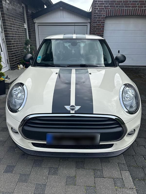 Second-hand Mini ONE 112 CP (82 kW) 2015 Alb Hatchback