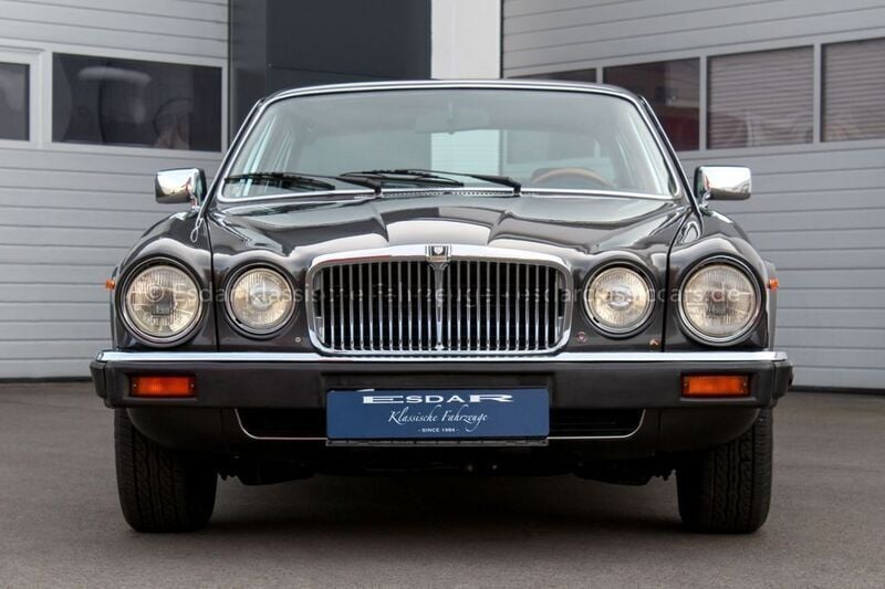 Gebraucht Jaguar XJ12 295 PS (216 kW) 1986 Grau Limousine