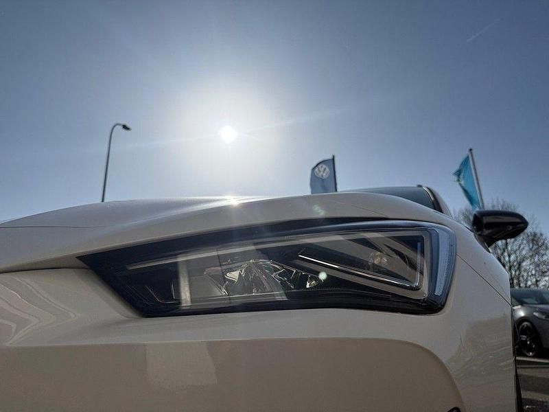 Gebraucht Cupra Leon 204 PS (150 kW) 2022 Weiß Kombi