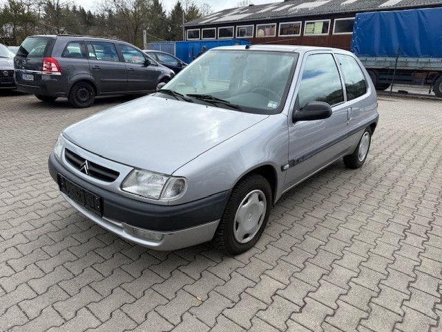 Silber (metallic) Gebraucht 1999 Citroën Saxo Kleinwagen | 1.500 € (Fairer Preis) - Bild 1/4