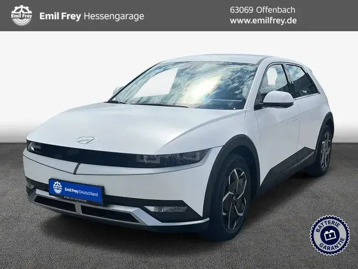 Weiss Gebraucht 2023 Hyundai Ioniq 5 SUV | 43.990 € (Etwas zu teuer) - Bild 1/2