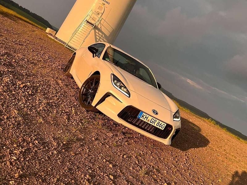 Weiß Gebraucht 2022 Toyota GR86 Coupé | 35.000 € (Fairer Preis) - Bild 1/1