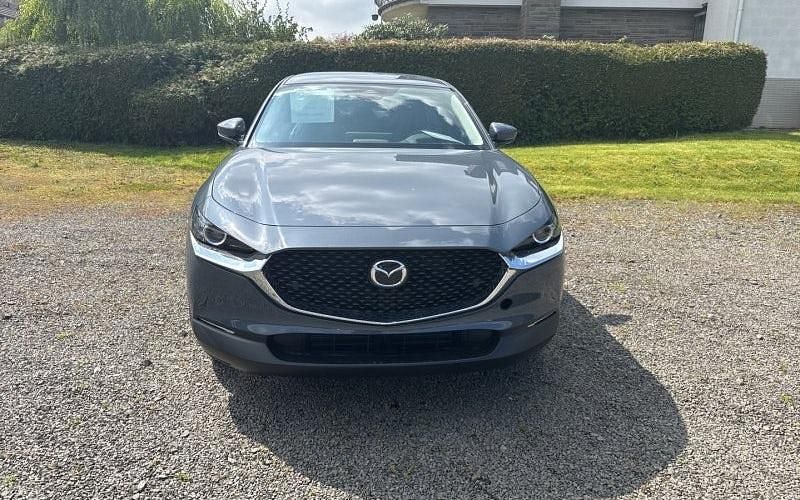 Grau Neu 2025 Mazda CX-30 Center-Line SUV | 26.590 € - Bild 1/4