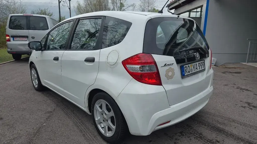 Gebraucht Honda Jazz S Cool 90 PS (66 kW) 2014 Weiß Kleinwagen