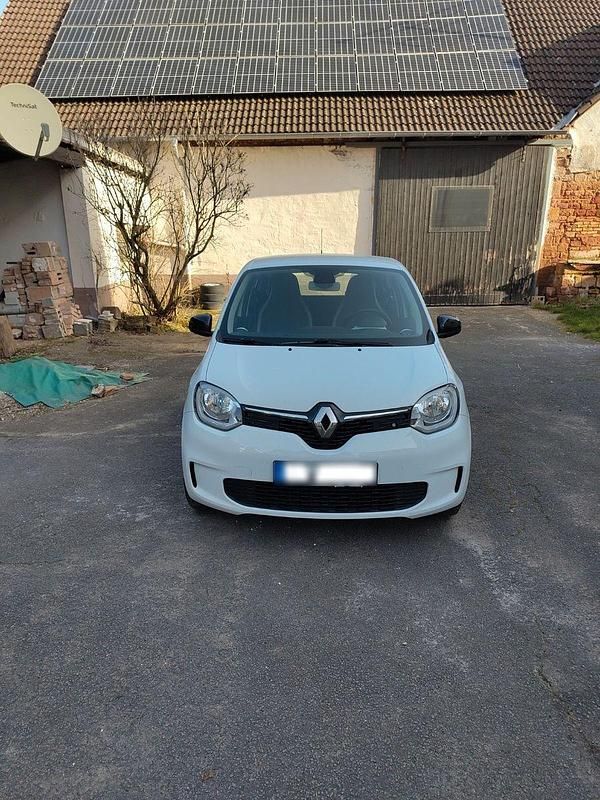 Gebraucht Renault Twingo Equilibre 60 kW (82 PS) 2022 Weiß Kleinwagen