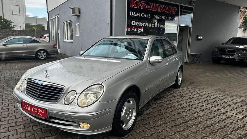 Silber Gebraucht 2002 Mercedes E270 Limousine | 3.750 € (Fairer Preis) - Bild 1/4