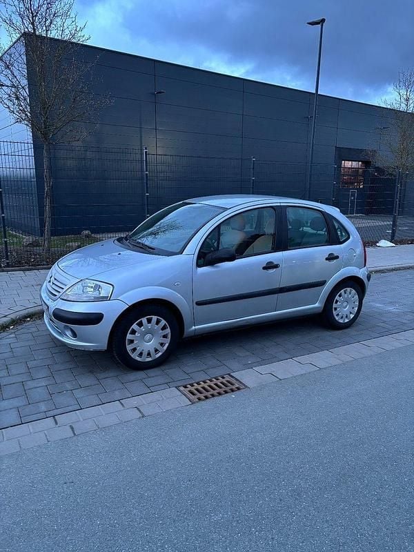 Gebraucht Citroën C3 73 PS (53 kW) 2005 Silber Limousine