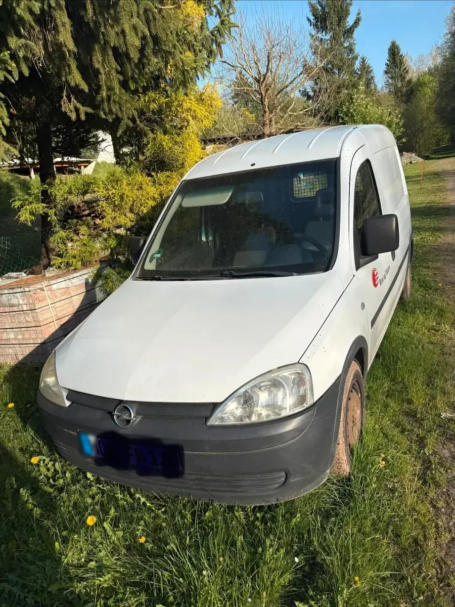 Gebraucht Opel Combo 75 PS (55 kW) 2009 Weiß Van / Kleinbus